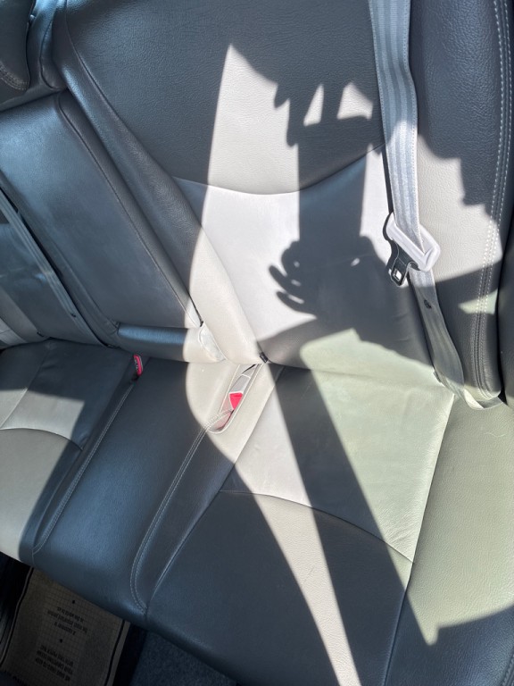 2012 Toyota Prius Image 18