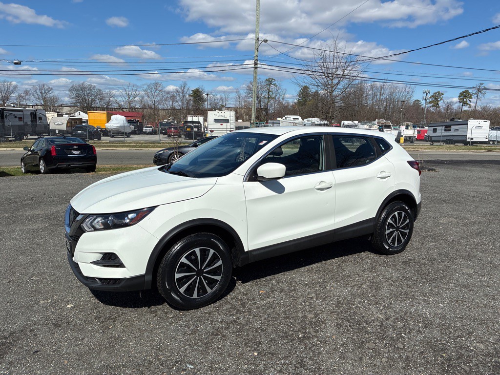 2020 Nissan Rogue Image 3