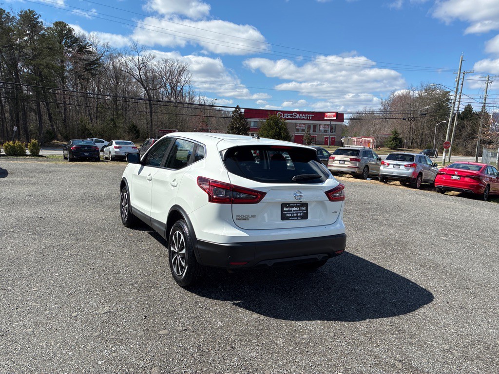 2020 Nissan Rogue Image 6