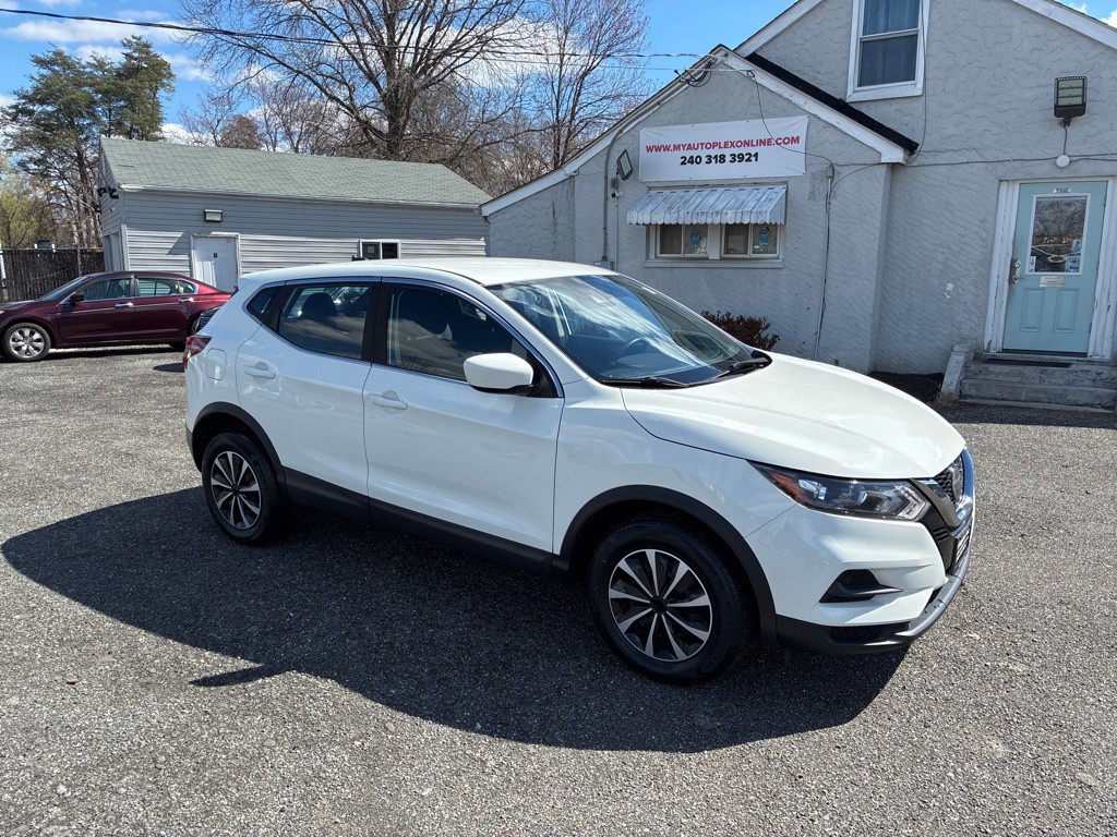 2020 Nissan Rogue Image 11