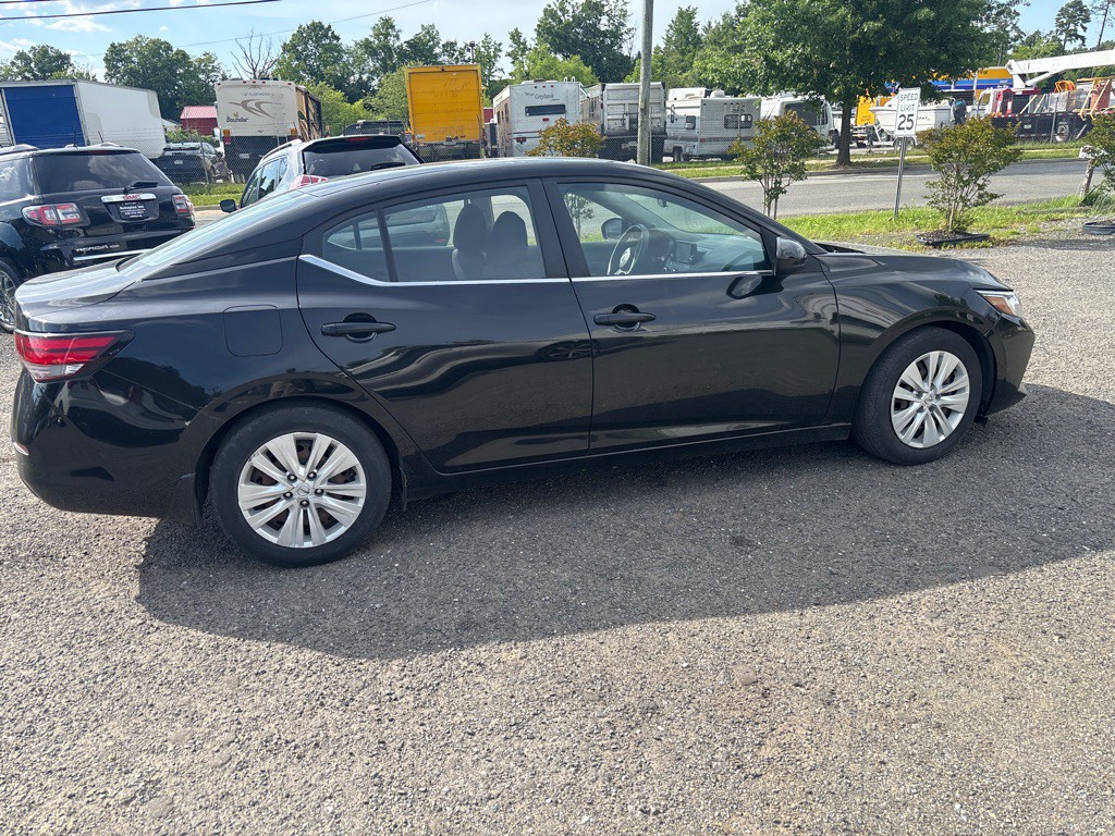 2020 Nissan Sentra Image 9