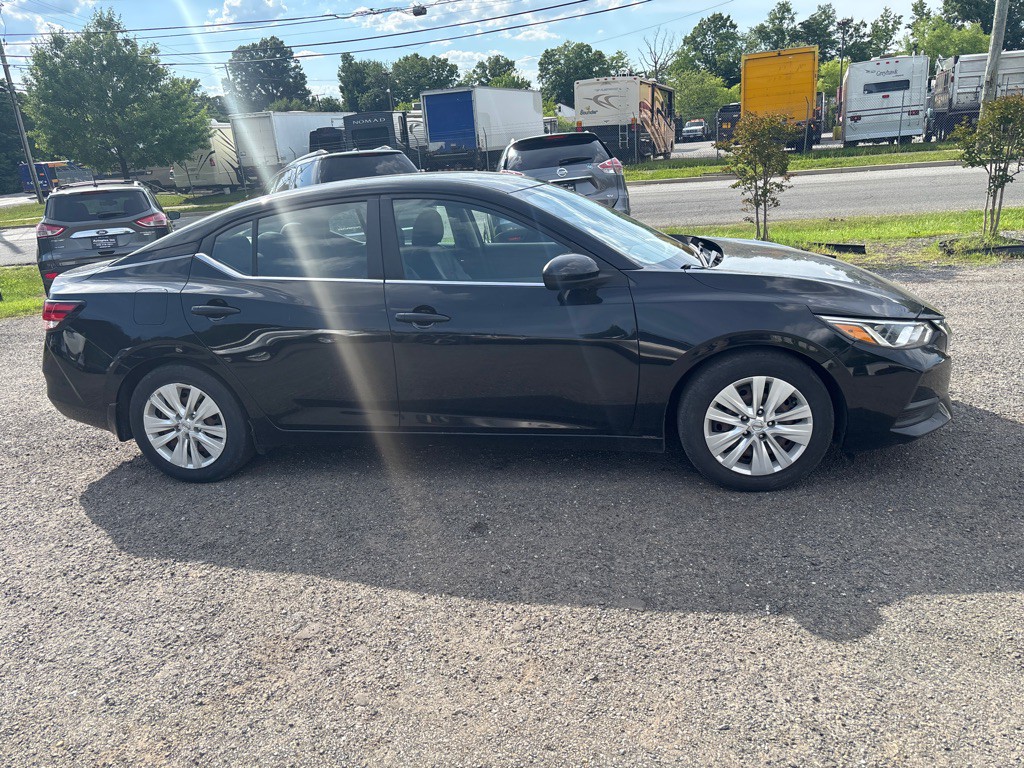 2020 Nissan Sentra Image 10
