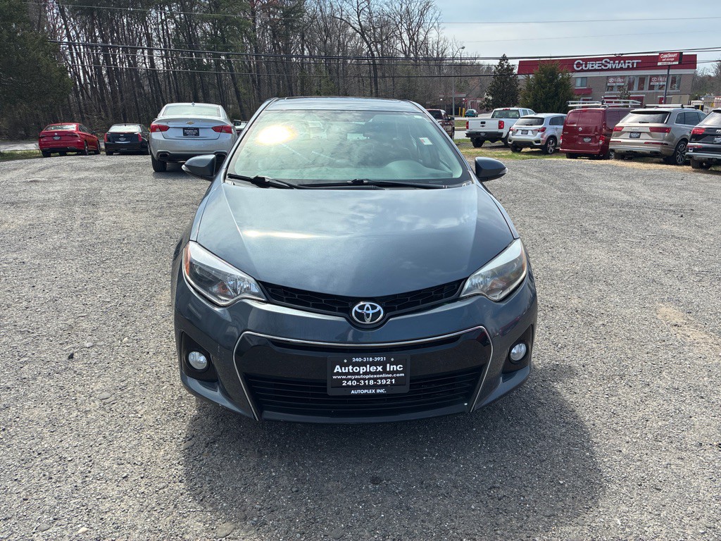 2014 Toyota Corolla Image 1