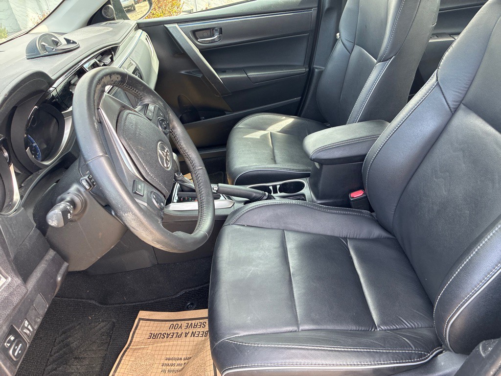 2014 Toyota Corolla Image 15