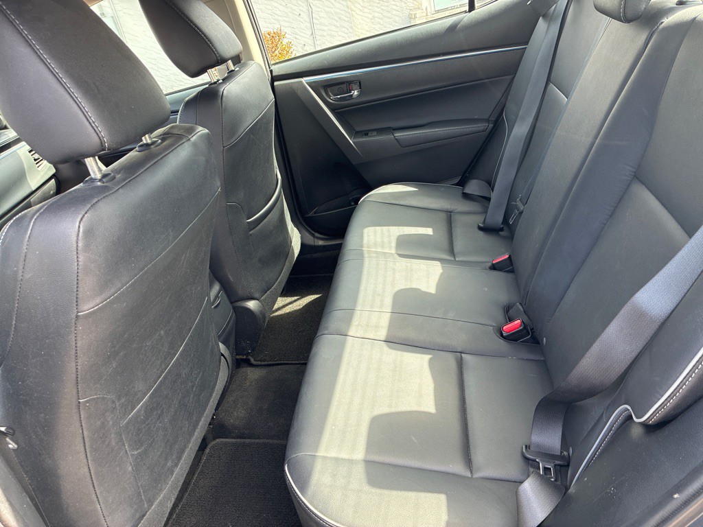 2014 Toyota Corolla Image 16