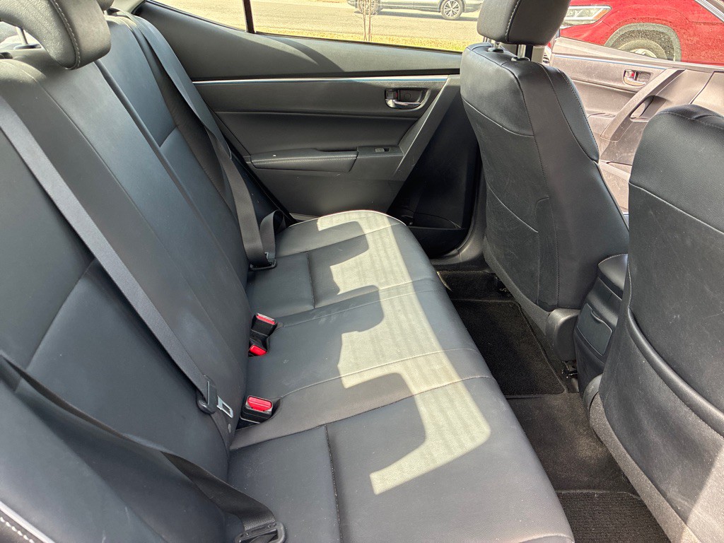 2014 Toyota Corolla Image 17