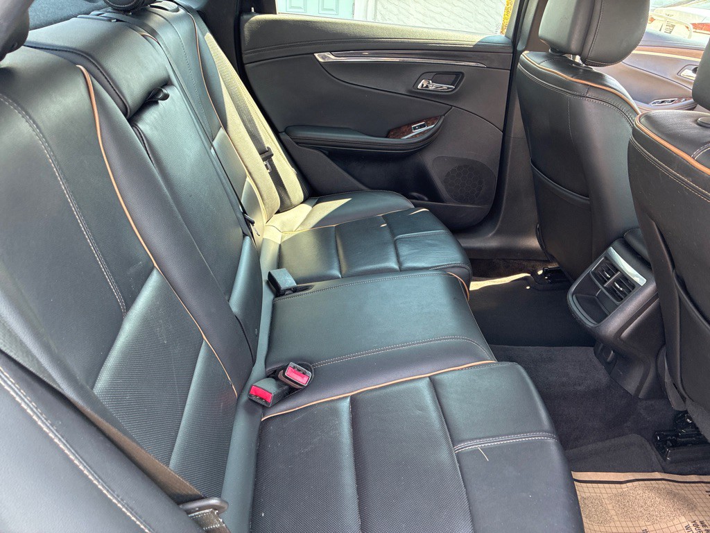 2014 Chevrolet Impala Image 17