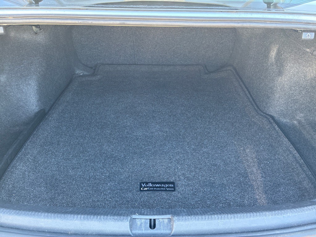 2016 Volkswagen Passat Image 5