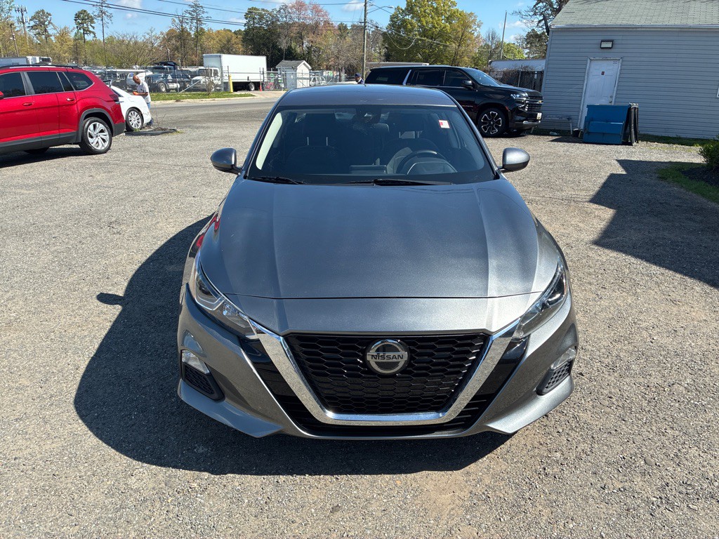 2022 Nissan Altima Image 1