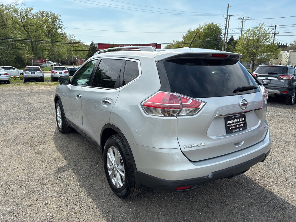2015 Nissan Rogue Image 5