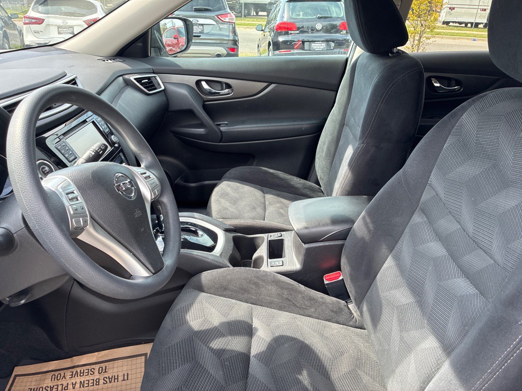 2015 Nissan Rogue Image 9