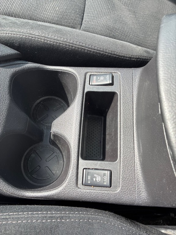 2015 Nissan Rogue Image 10