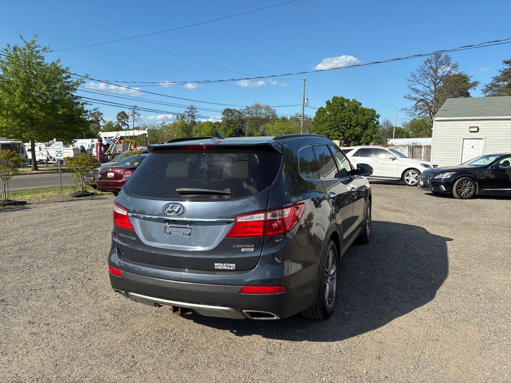 2013 Hyundai Santa Fe Image 9
