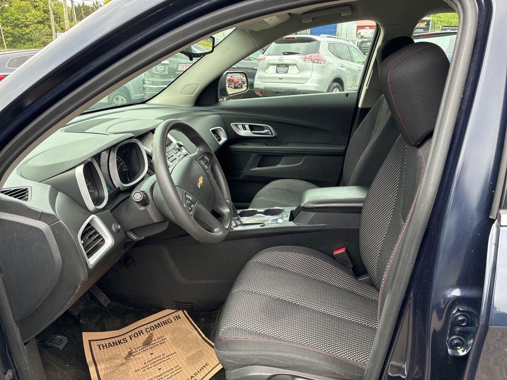 2017 Chevrolet Equinox Image 12