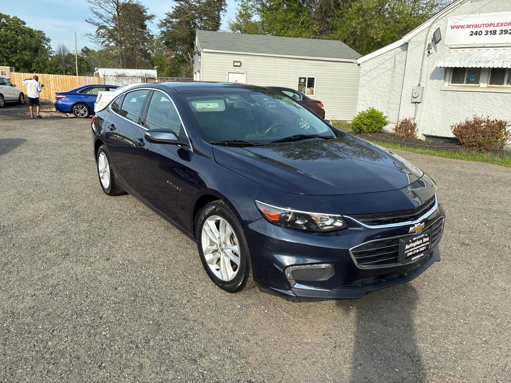 2016 Chevrolet Malibu Image 4