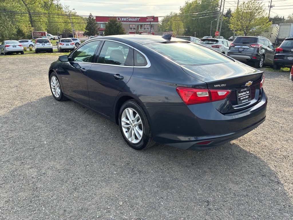 2016 Chevrolet Malibu Image 5