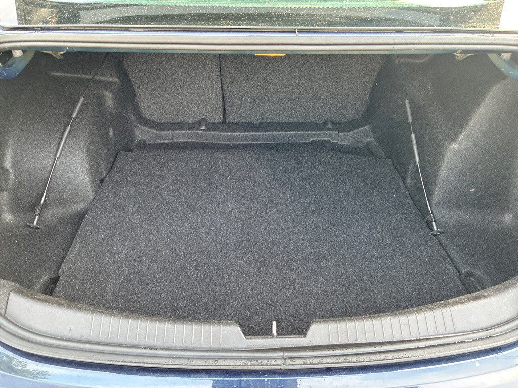 2016 Chevrolet Malibu Image 6