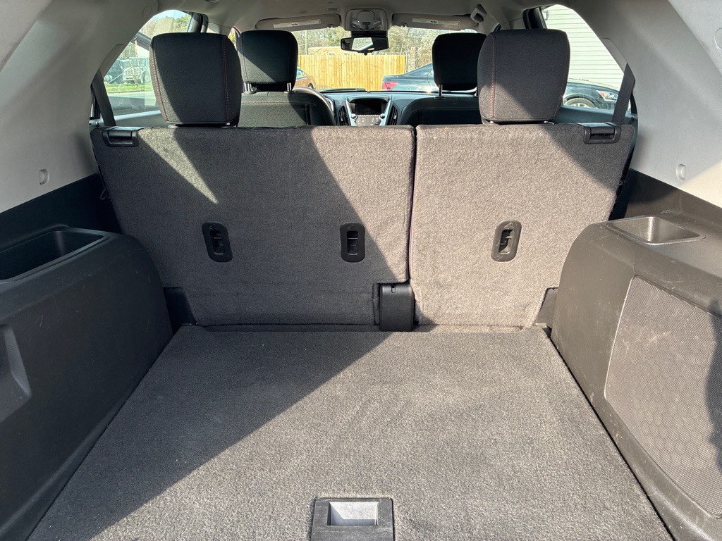 2017 Chevrolet Equinox Image 14