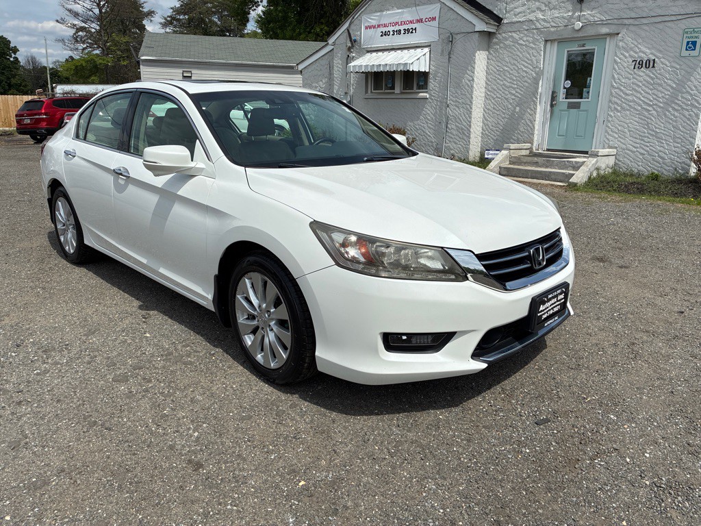 2015 Honda Accord Image 2