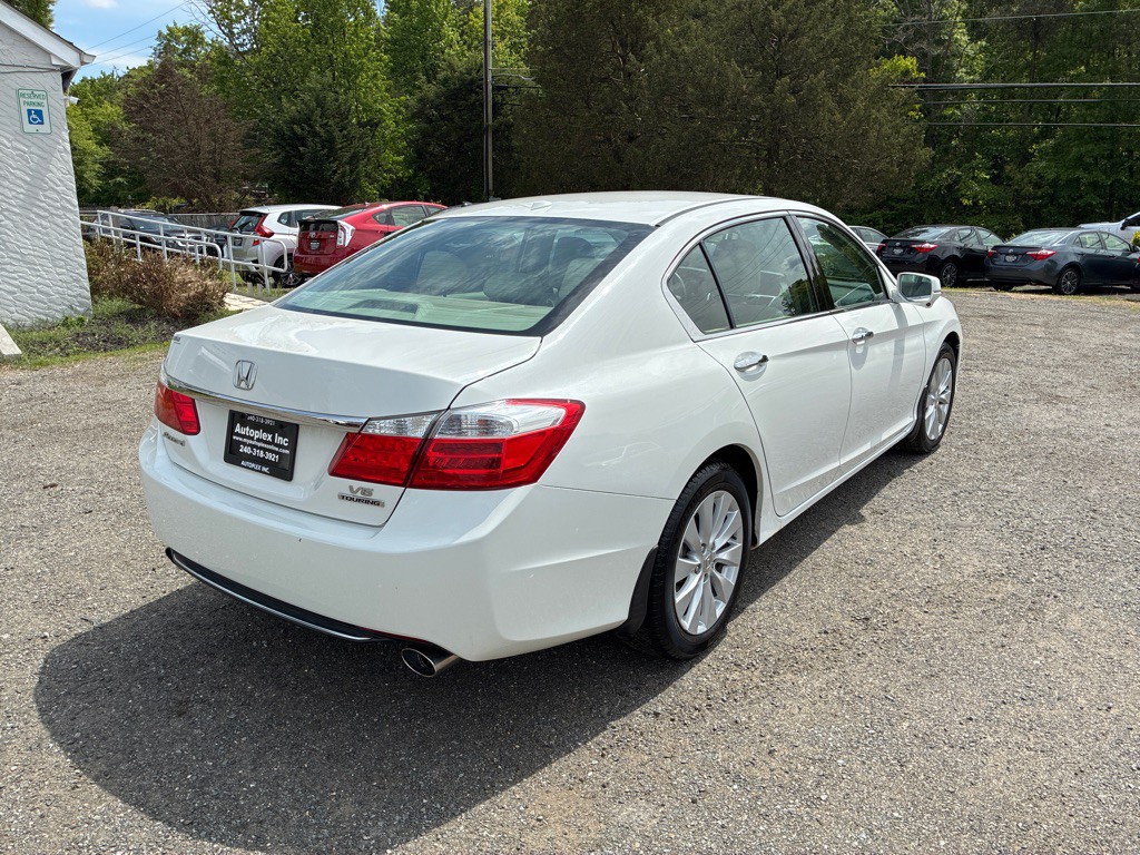 2015 Honda Accord Image 5