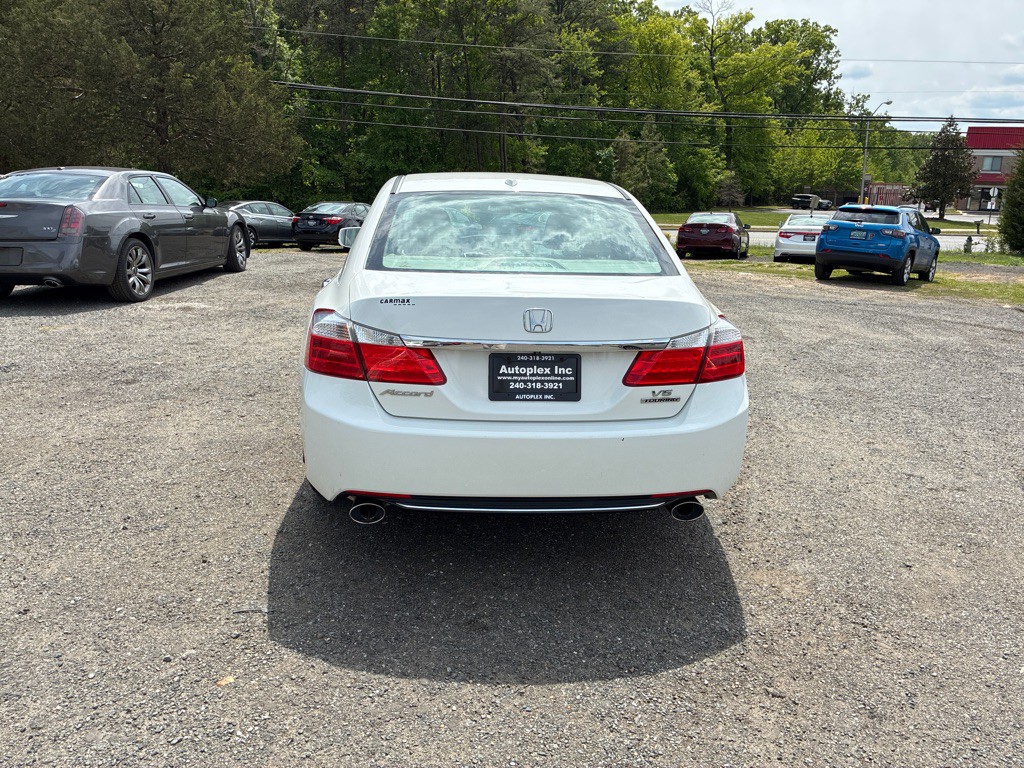 2015 Honda Accord Image 6