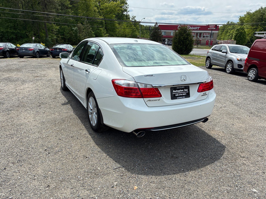 2015 Honda Accord Image 7