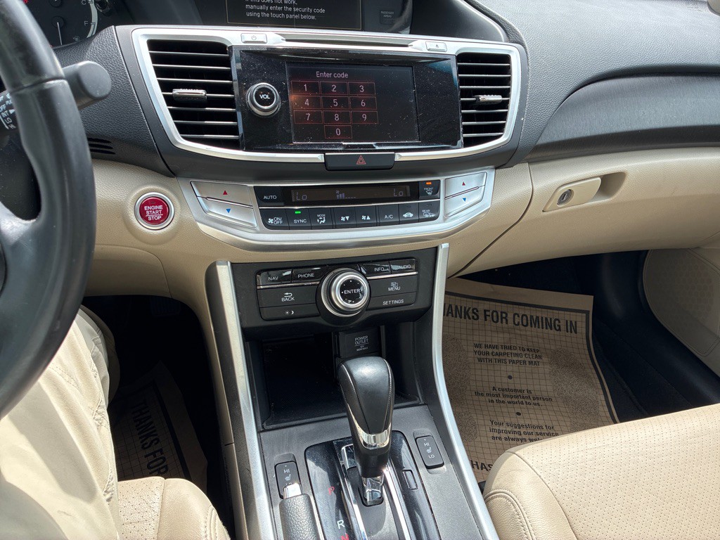 2015 Honda Accord Image 14