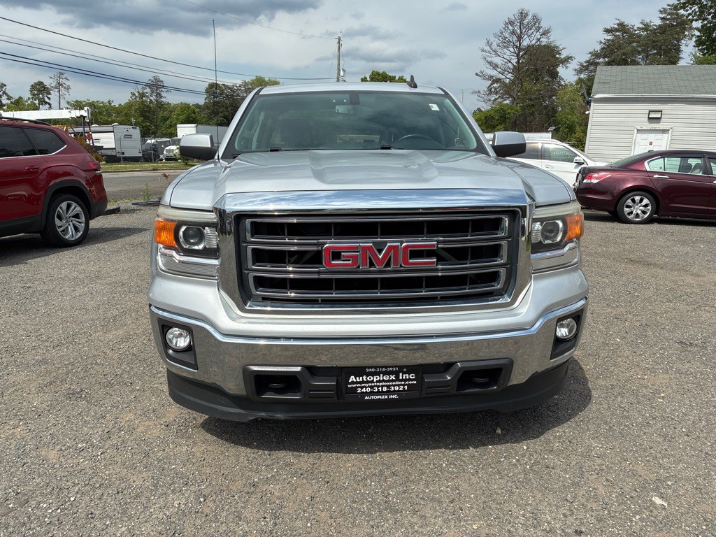 2015 GMC Sierra Image 1
