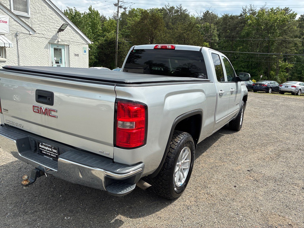 2015 GMC Sierra Image 5