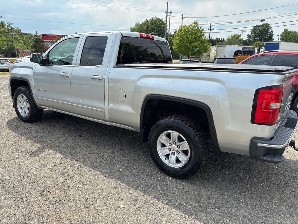 2015 GMC Sierra Image 8