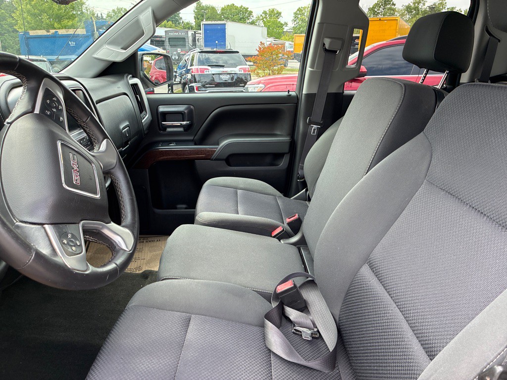 2015 GMC Sierra Image 14