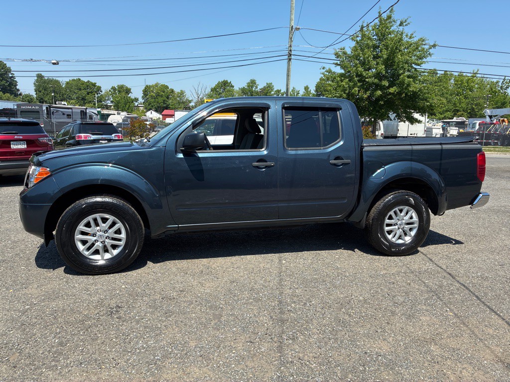2017 Nissan Frontier Image 3