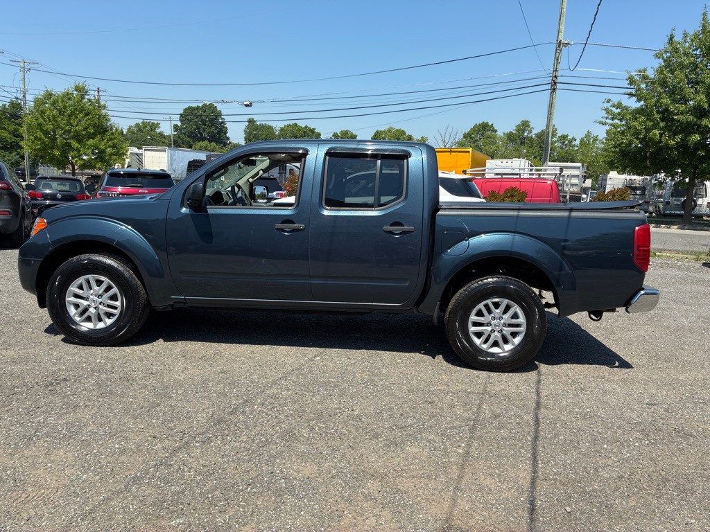2017 Nissan Frontier Image 5