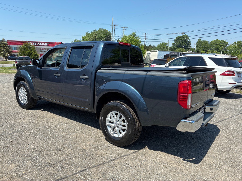 2017 Nissan Frontier Image 6