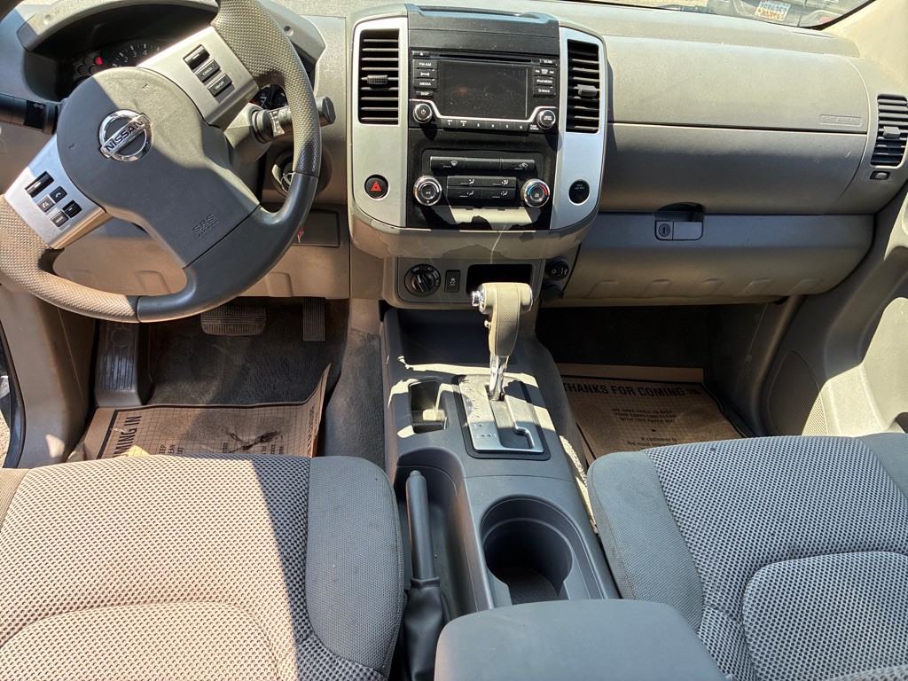 2017 Nissan Frontier Image 19