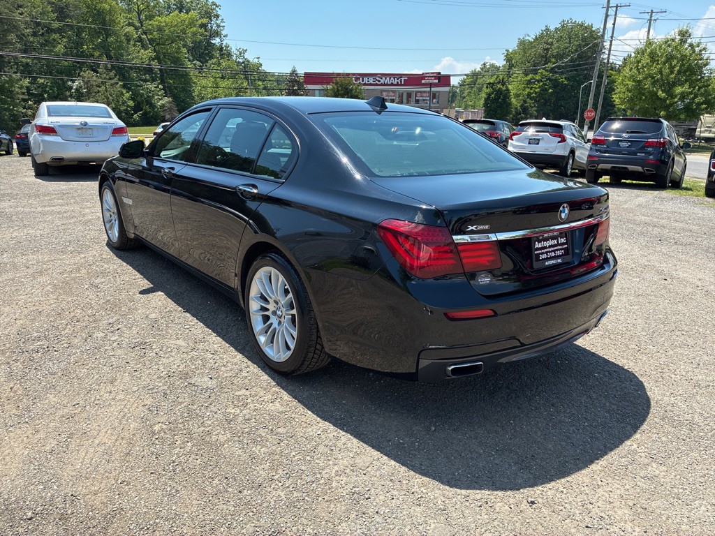 2015 BMW 7 Series Image 7