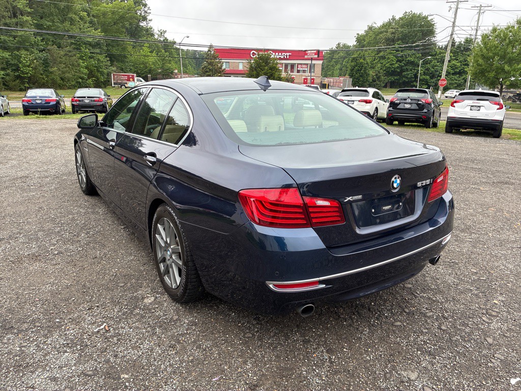 2016 BMW 5 Series Image 7