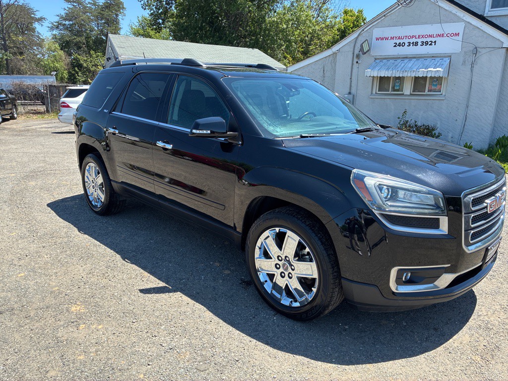 2017 GMC Acadia Image 3