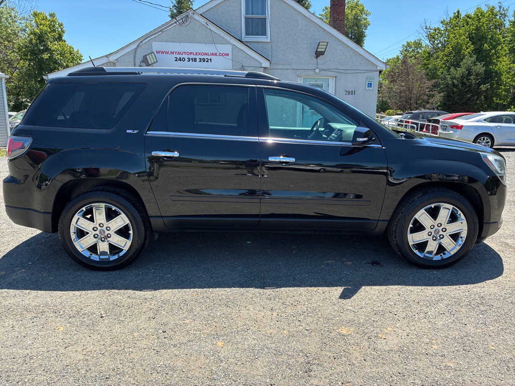 2017 GMC Acadia Image 4