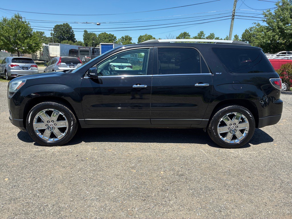 2017 GMC Acadia Image 9