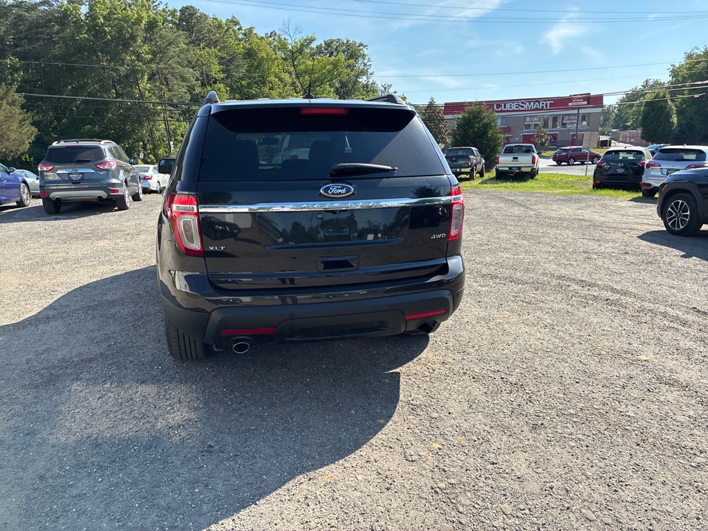 2015 Ford Explorer Image 8