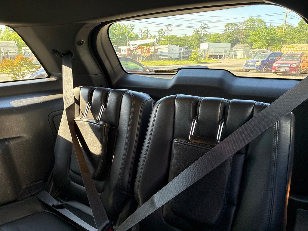2015 Ford Explorer Image 17
