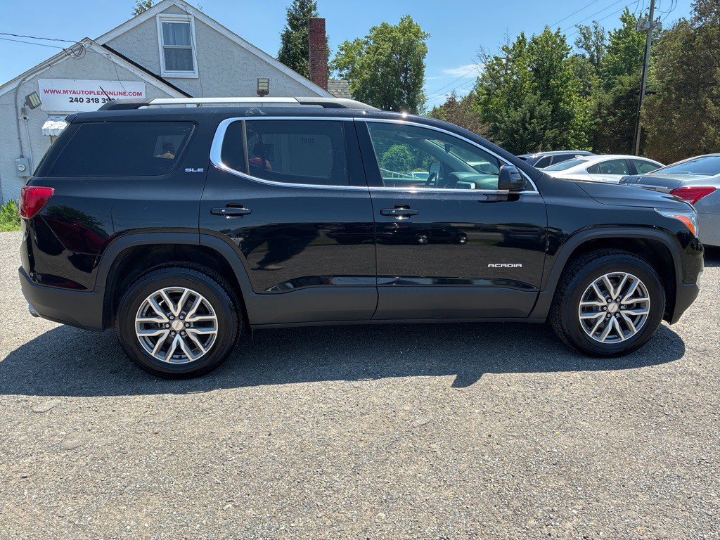 2019 GMC Acadia Image 9