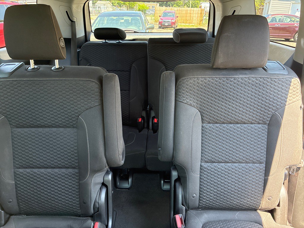 2019 GMC Acadia Image 16