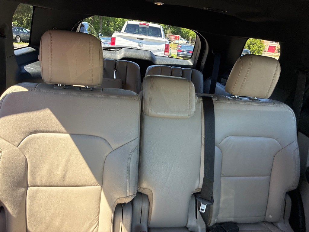 2018 Ford Explorer Image 15