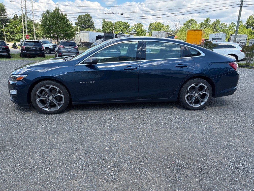 2021 Chevrolet Malibu Image 4