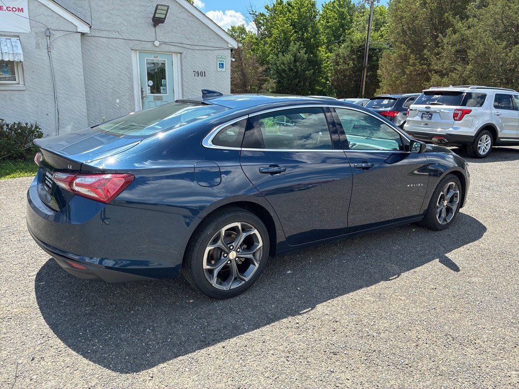 2021 Chevrolet Malibu Image 9