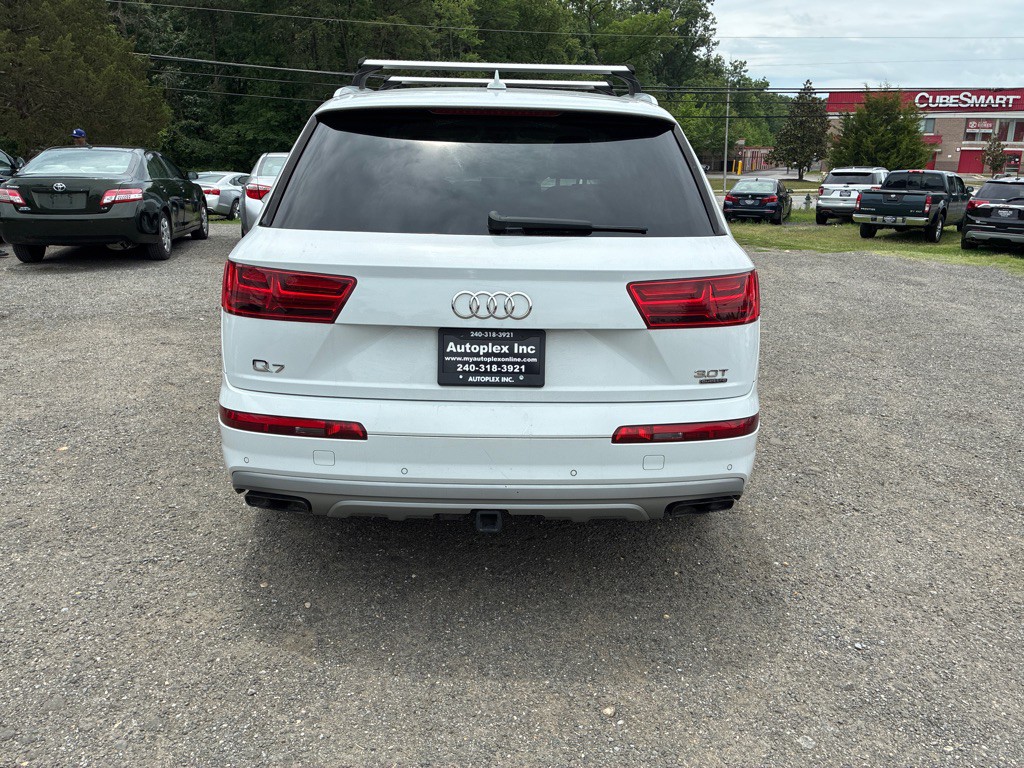 2018 Audi Q7 Image 6
