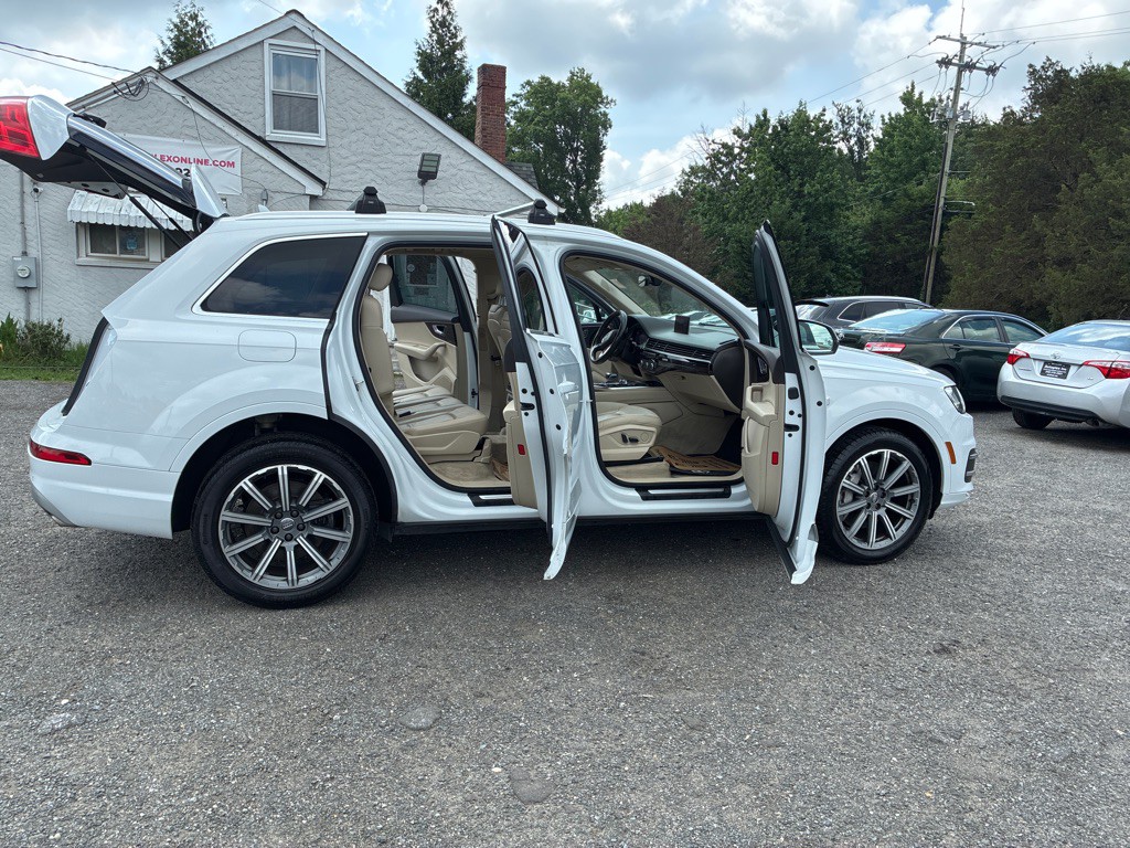 2018 Audi Q7 Image 14
