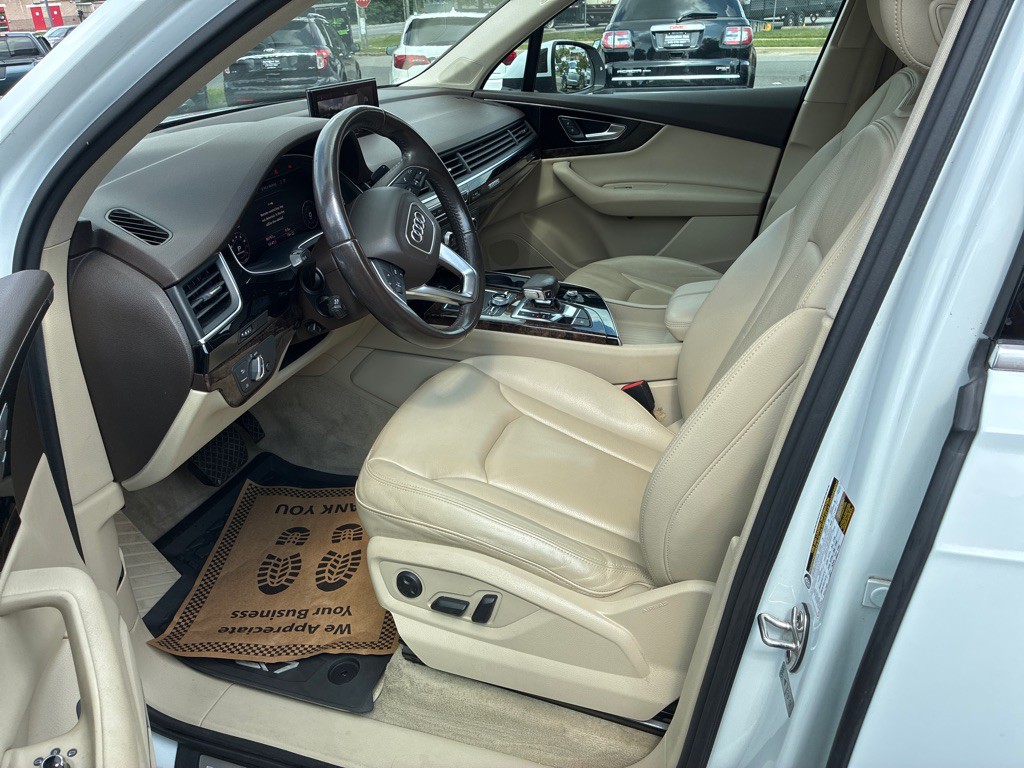 2018 Audi Q7 Image 21